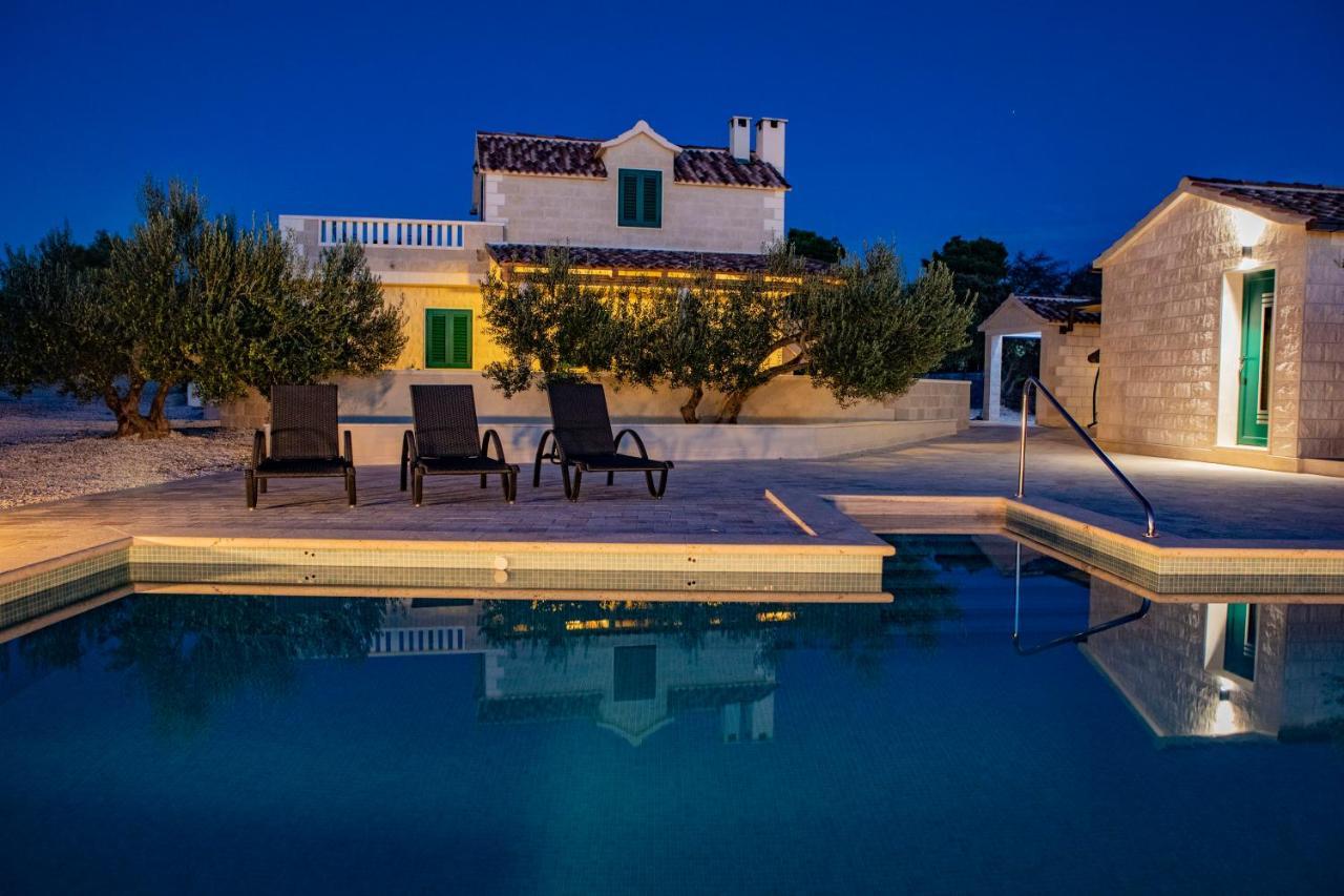 Opg Villa Meri Pucisca Exterior foto